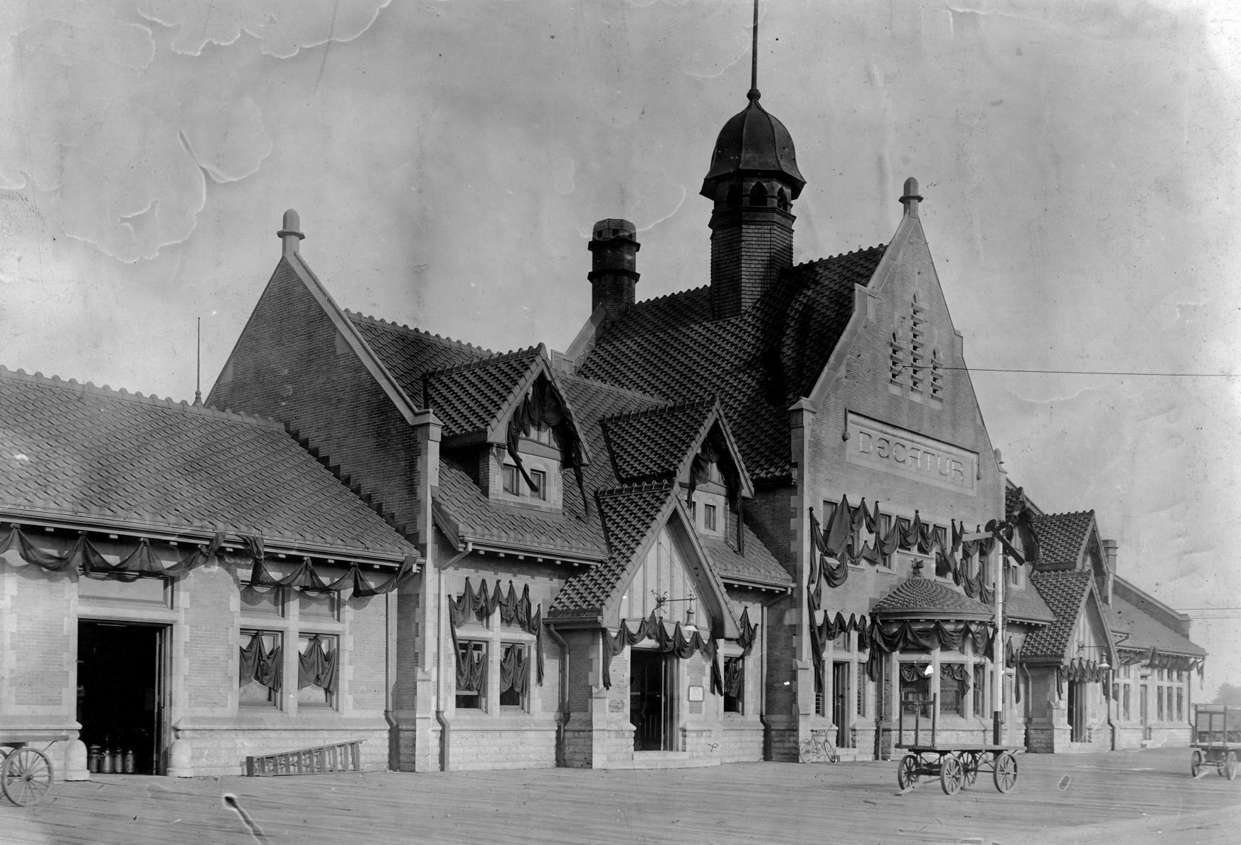 Illinois Central Depot 1909.jpg